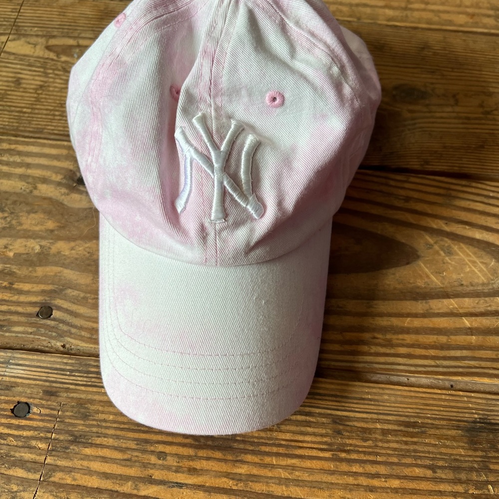 New York Yankees Pink Acid Washed Baseball Cap
